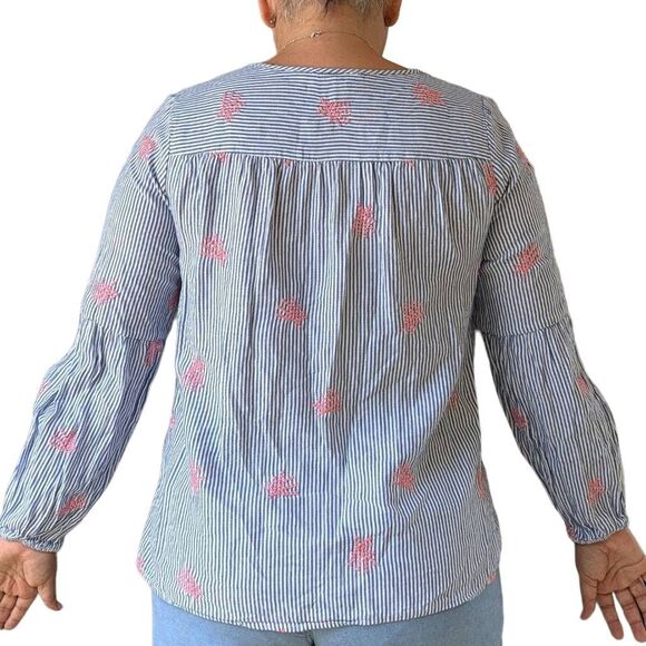 Crown & Ivy Light Blue White Striped Button Down Blouse Coral Embroidered Size M - Picture 4 of 6